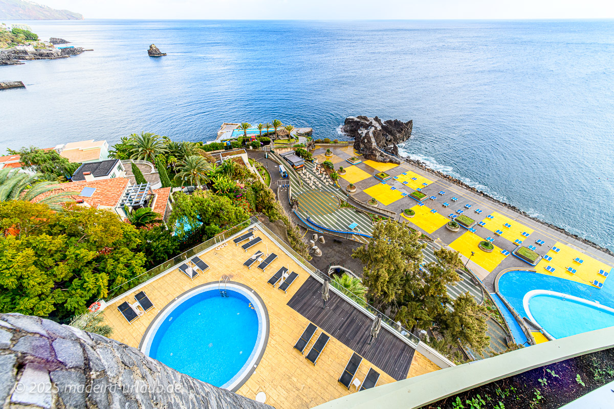 Madeira Regency Cliff  Pool